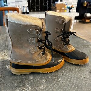 Sorel Winter Boots - Brown and Black